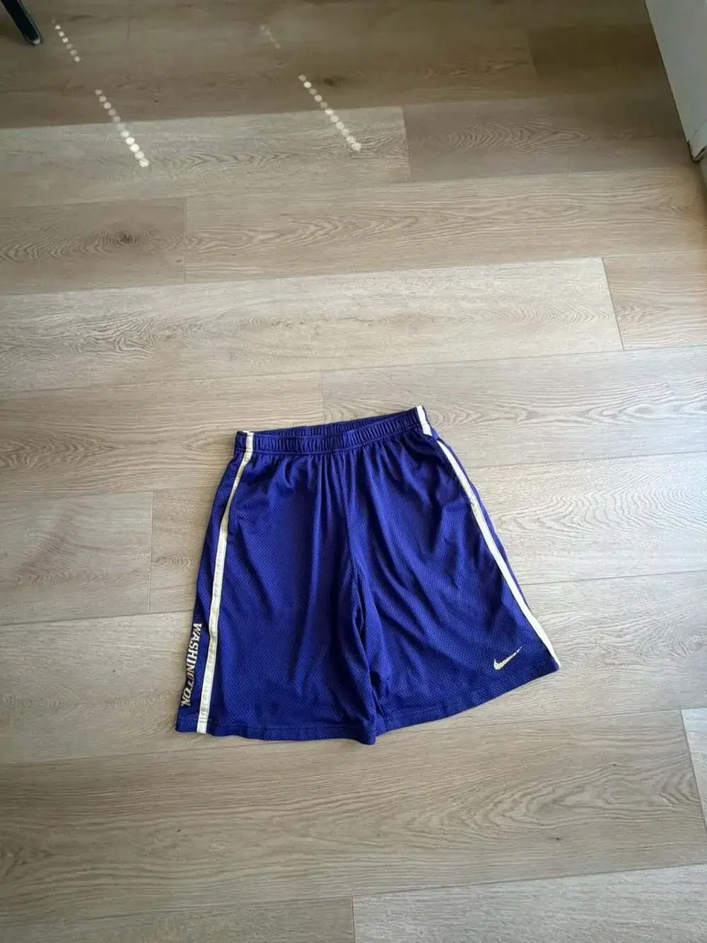 Nike Washington Huskies Purple Mesh Basketball Shorts Size L